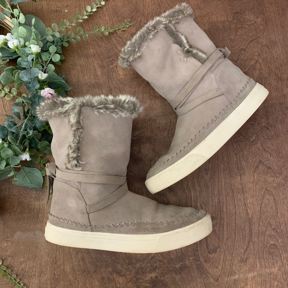 TOMS Vista Desert Taupe Suede Faux Fur | Size 7.5